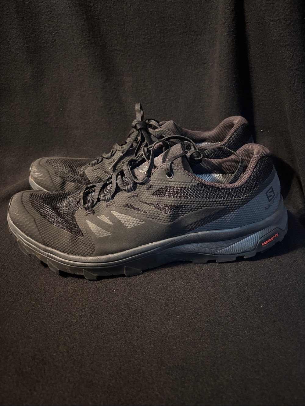 Salomon Outline GTX Men’s hiking shoes Black size 11.5